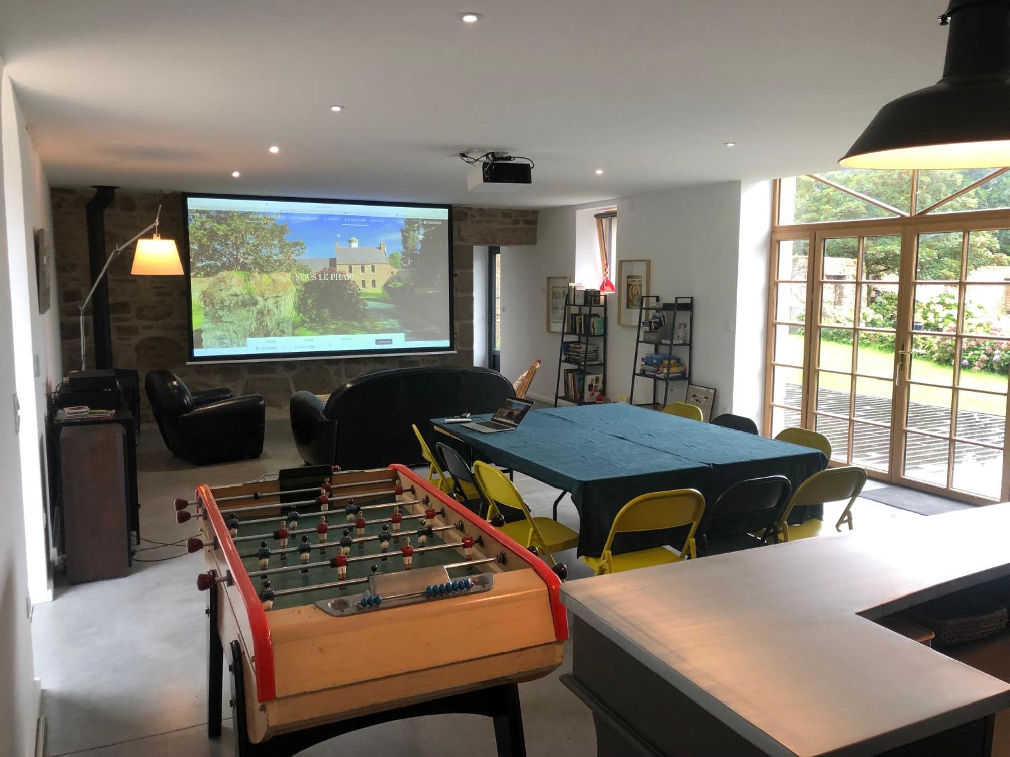 Les Ecolodges Sous Le Phare Louannec Extérieur photo