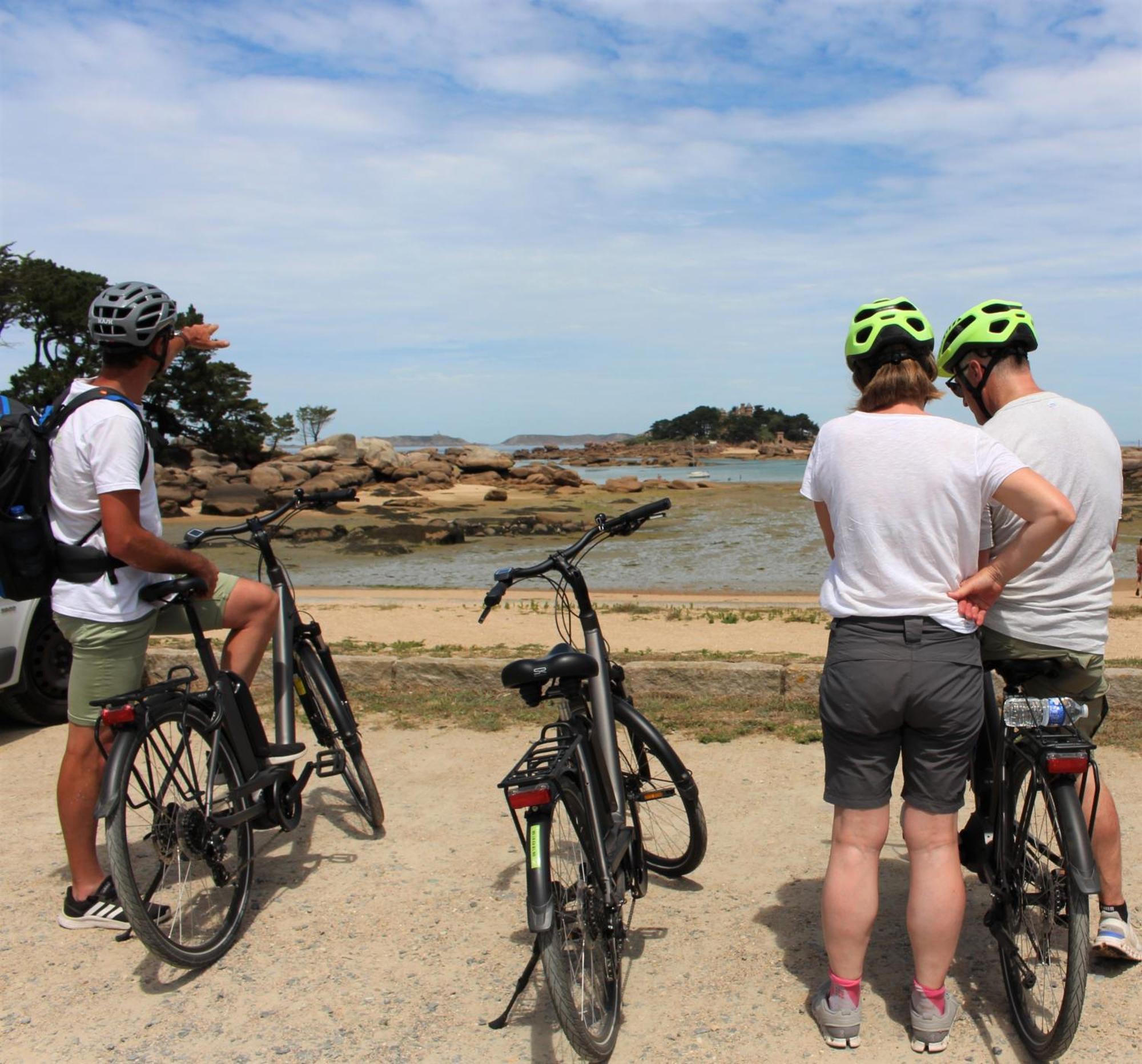 Les Ecolodges Sous Le Phare Louannec Extérieur photo